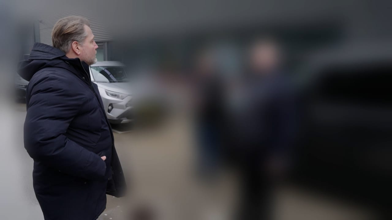 Dennis van der Geest bij de keel gegrepen in Bureau Onrecht: 'Doe even normaal'