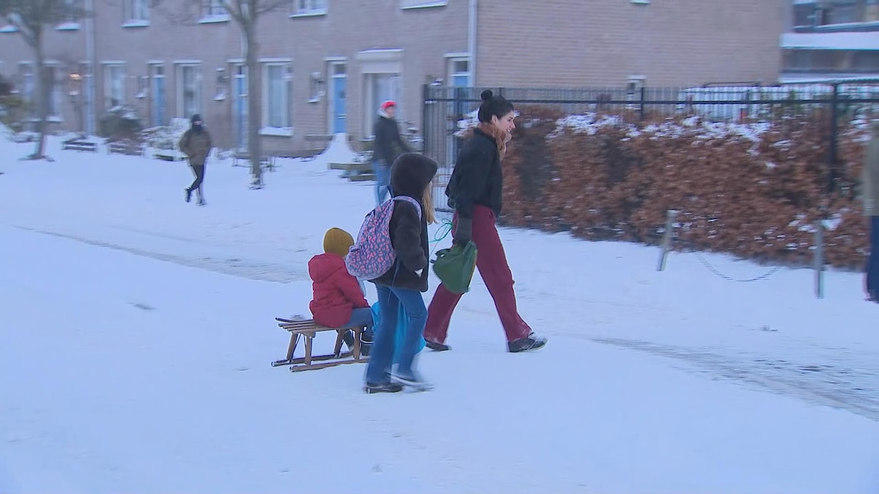 Bekijk ook: scholen open, ondanks de sneeuw: 'Hebben we weer even wat lucht'