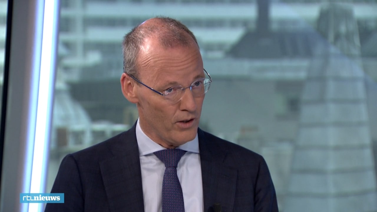 'Ga niet meteen bezuinigen'