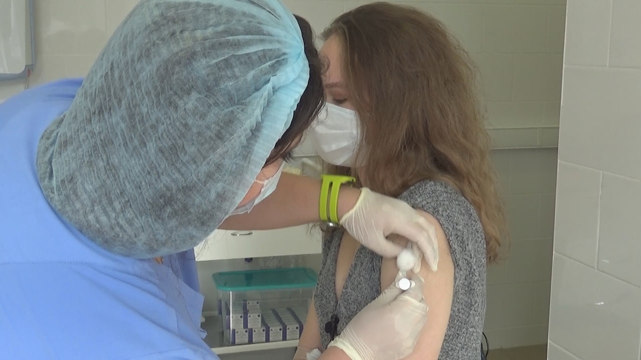 Valeria is proefpersoon voor het vaccin: '22.000 euro als ik doodga'.