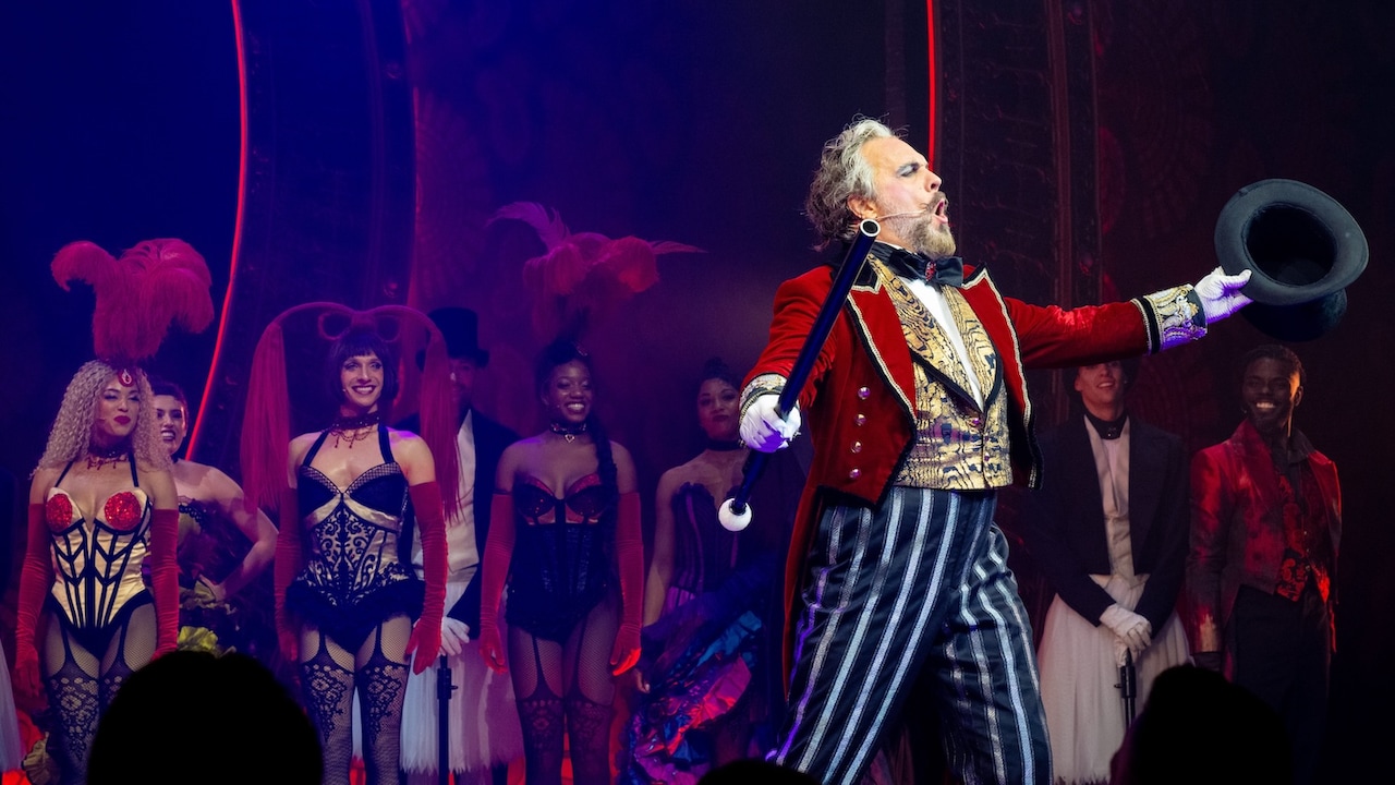 Carlo Boszhard aangeslagen door onverwacht einde Moulin Rouge!: 'Moeilijk te bevatten'
