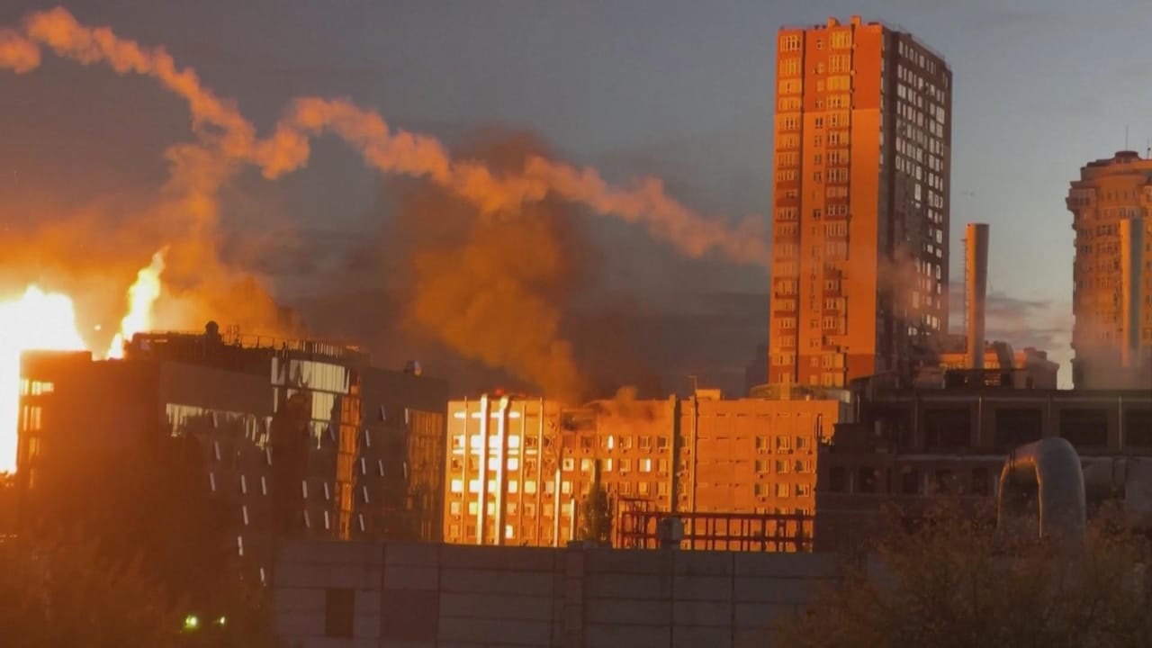 Explosies in centrum Kiev na aanval met kamikaze-drones, 'zeker drie doden'