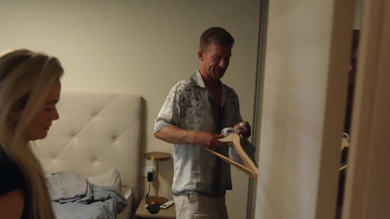 Thomas en Mexx delen voor het eerst bed in B&B Vol Liefde: 'Beetje spannend'