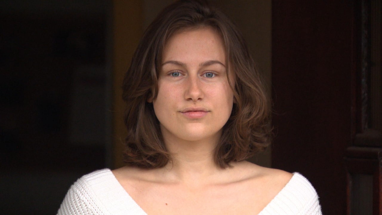 Bekijk ook: Sanne kreeg corona op festival: 'Kabinet moet fouten erkennen'