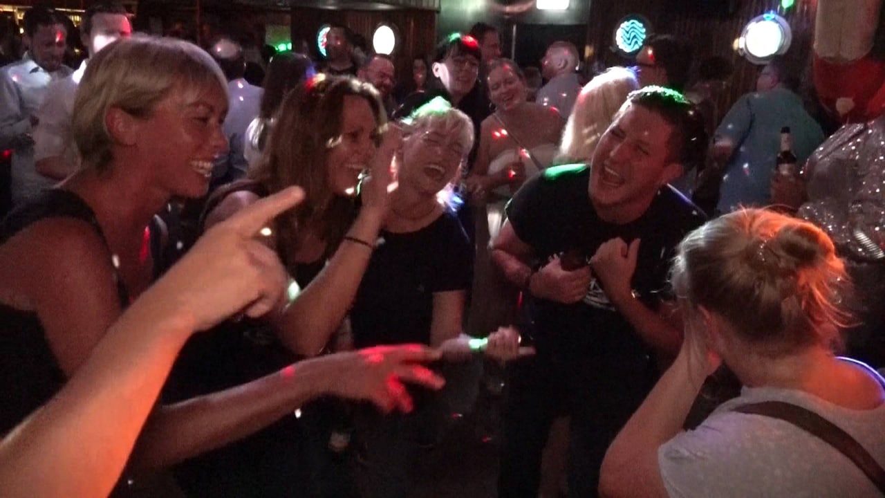 Bekijk ook: nachtclubs Berlijn onverwacht weer open: 'Personeel nog op vakantie'