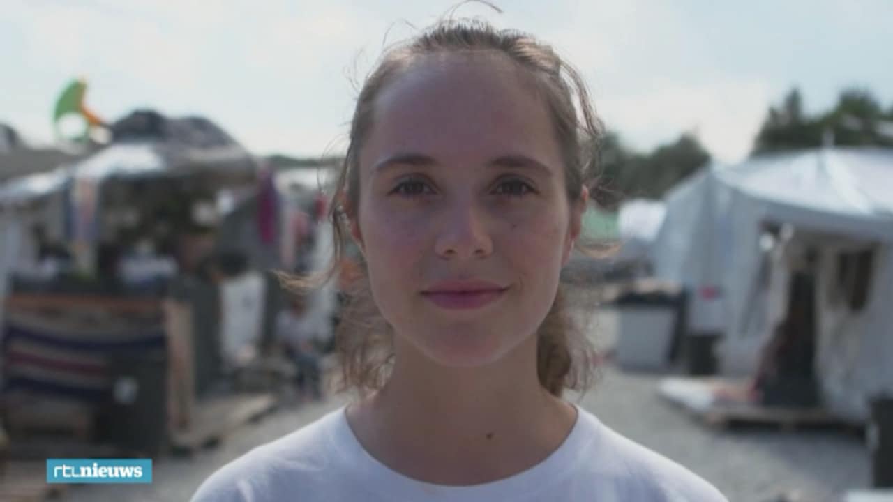 Rosa helpt vluchtelingen op Lesbos: 'We moeten keihard doorwerken'