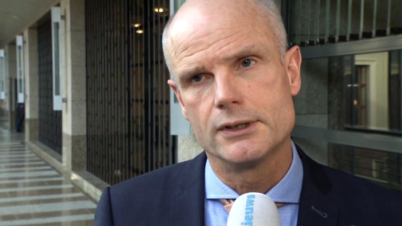 '18 Nederlanders willen weg uit Wuhan'