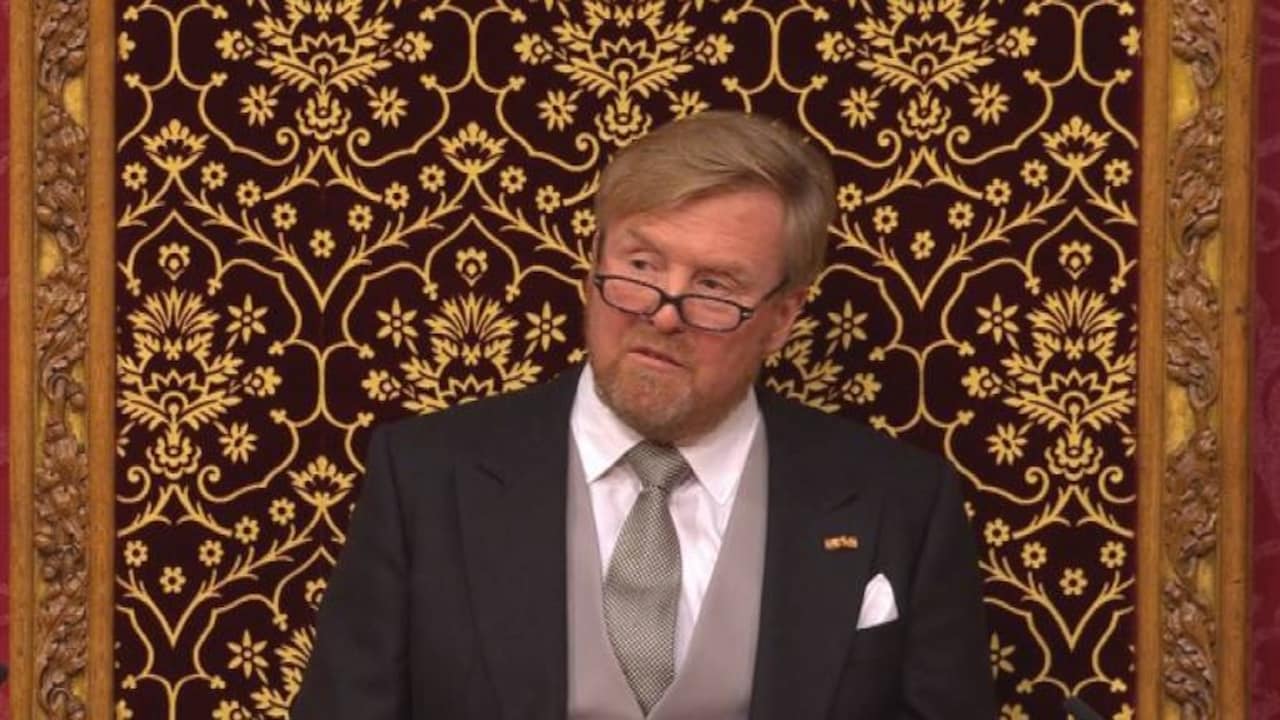 Koning bespreekt bestaanszekerheid in troonrede: 'Permanente opdracht'