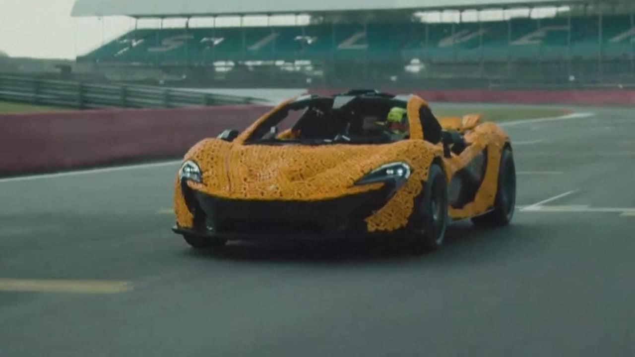Bekijk ook: Grootste concurrent Verstappen rijdt in legobolide