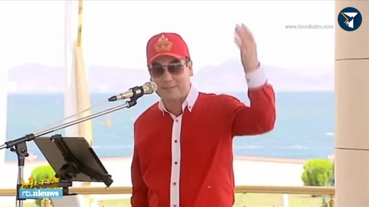 President Berdimuhamedov regeert zijn land als een heuse dictator