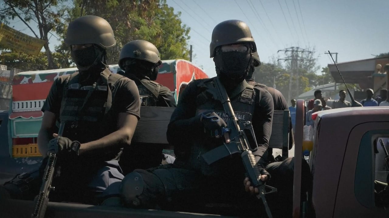 Bekijk ook: In Haïti nemen bendeleiders het over