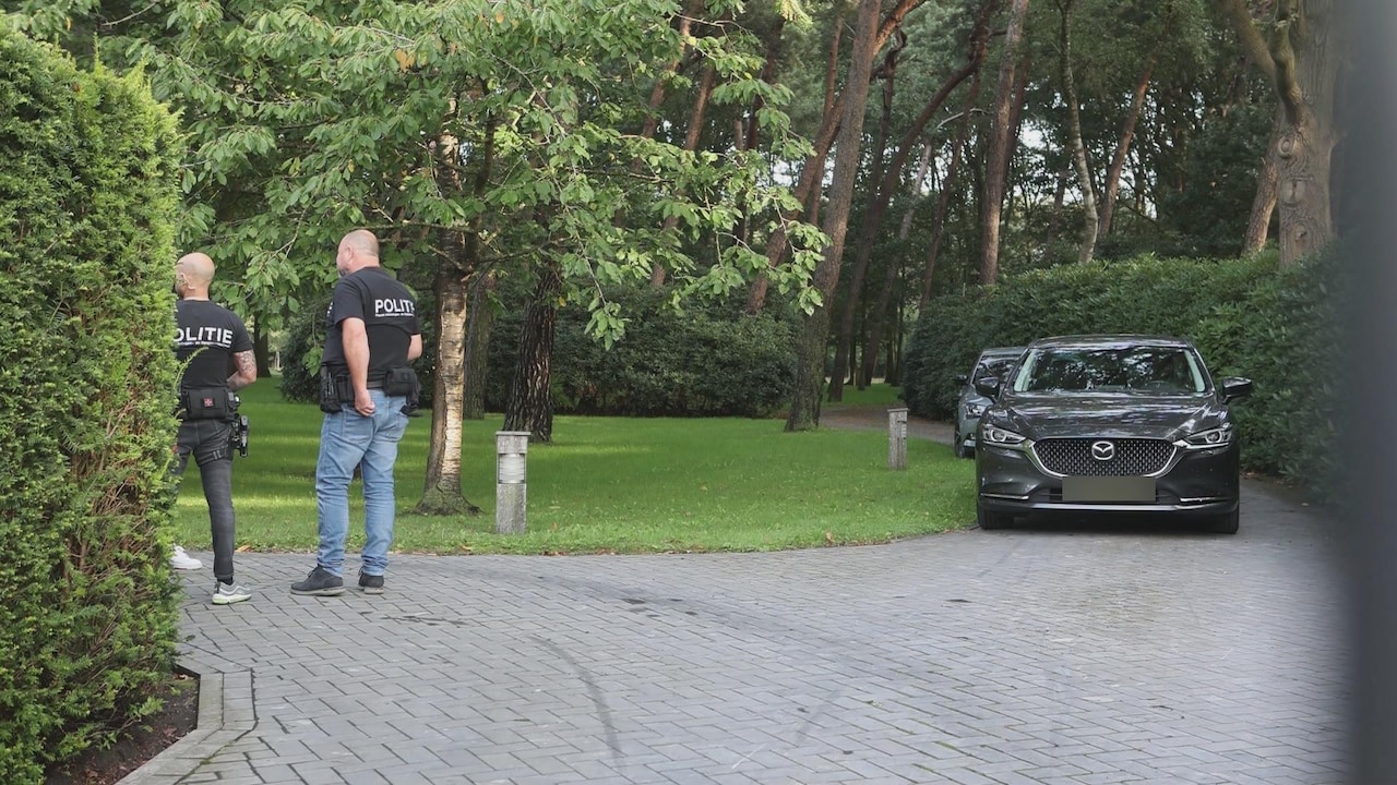 Kijk ook: FIOD en politie op het landgoed in Heeswijk-Dinther