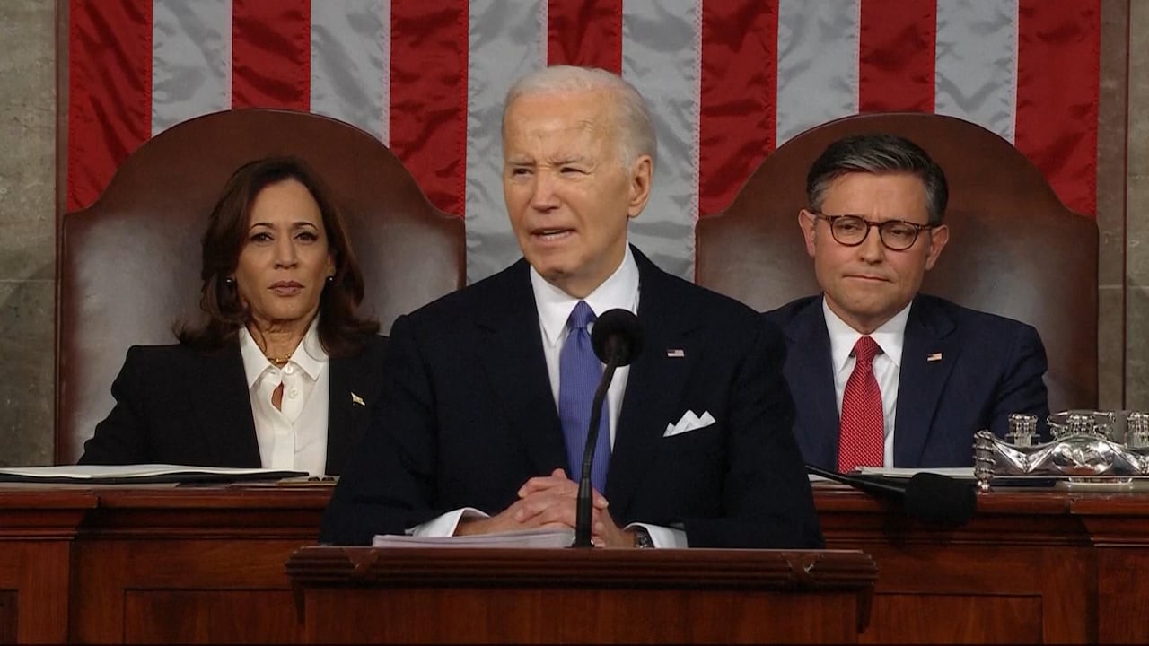 Biden staat in 'troonrede' lang stil bij Oekraïne en NAVO