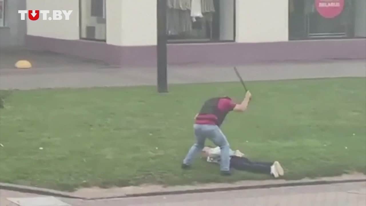 Wit-Russen keihard aangepakt door mysterieuze knokploegen