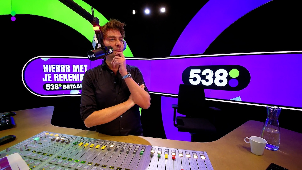 Frank Dane reageert in 538 Middagshow op overlijden van broer Robert Jensen: 'Gelukkig ben ik naar hem toe gegaan'
