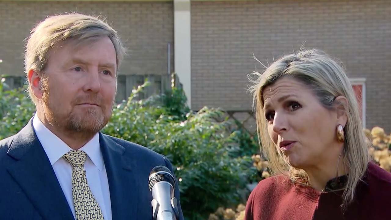 Koningspaar in gesprek met Oekraïense vluchtelingen
