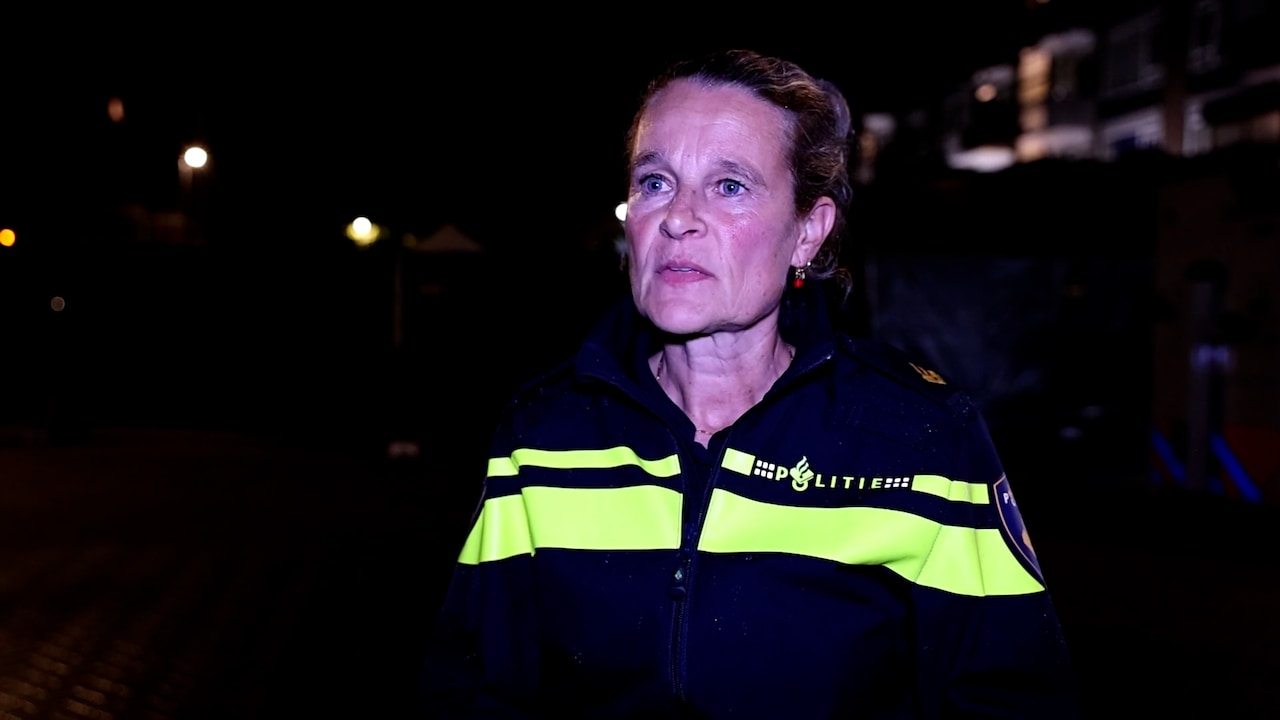 Een woordvoerder van de politie vertelt over de aanhouding en het overlijden van de man: