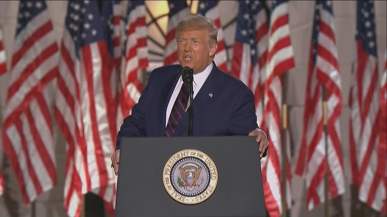 Trump wil nog vier jaar door: 'We gaan de grootste economie ooit opbouwen'