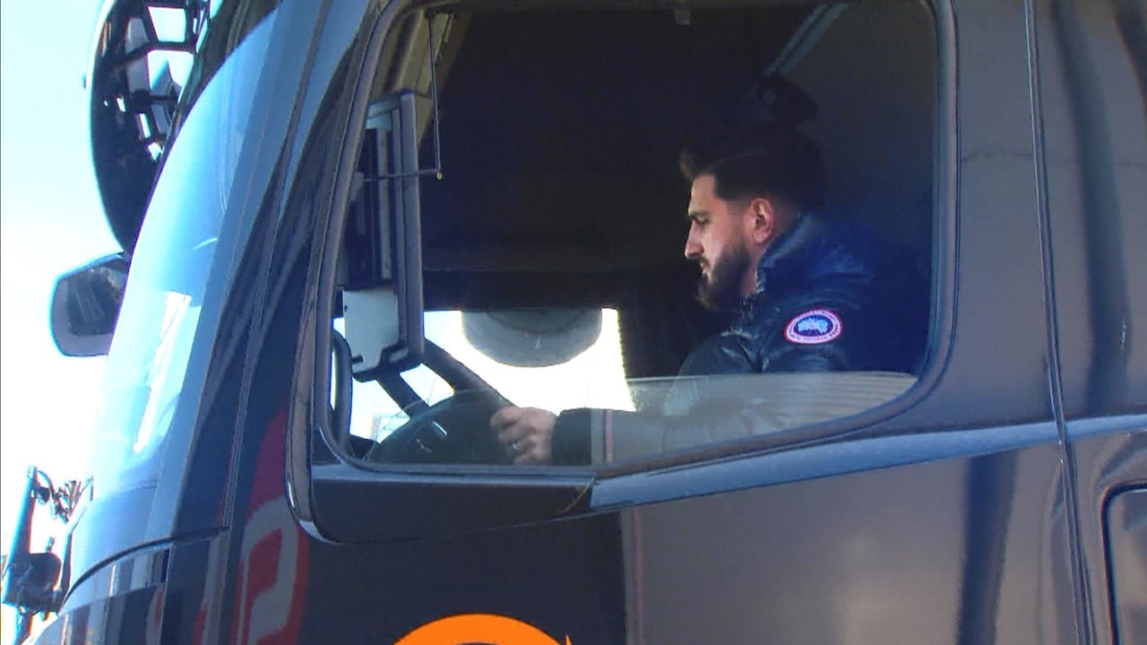 Bekijk ook: Met hulpgoederen in één ruk van Zwijndrecht naar Turkije