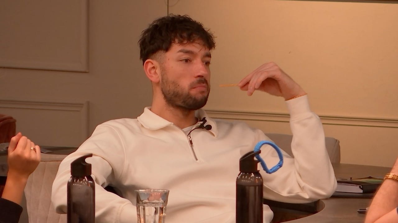 Thomas uit zijn zorgen over verhouding met Chess in De Bondgenoten: 'Ze is veel met Noah bezig'