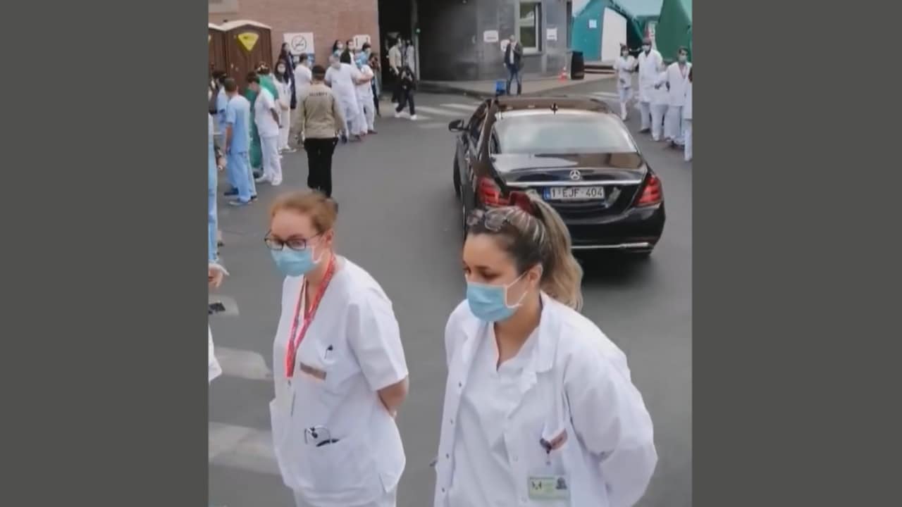 Ontevreden zorgpersoneel keert Belgische premier de rug toe