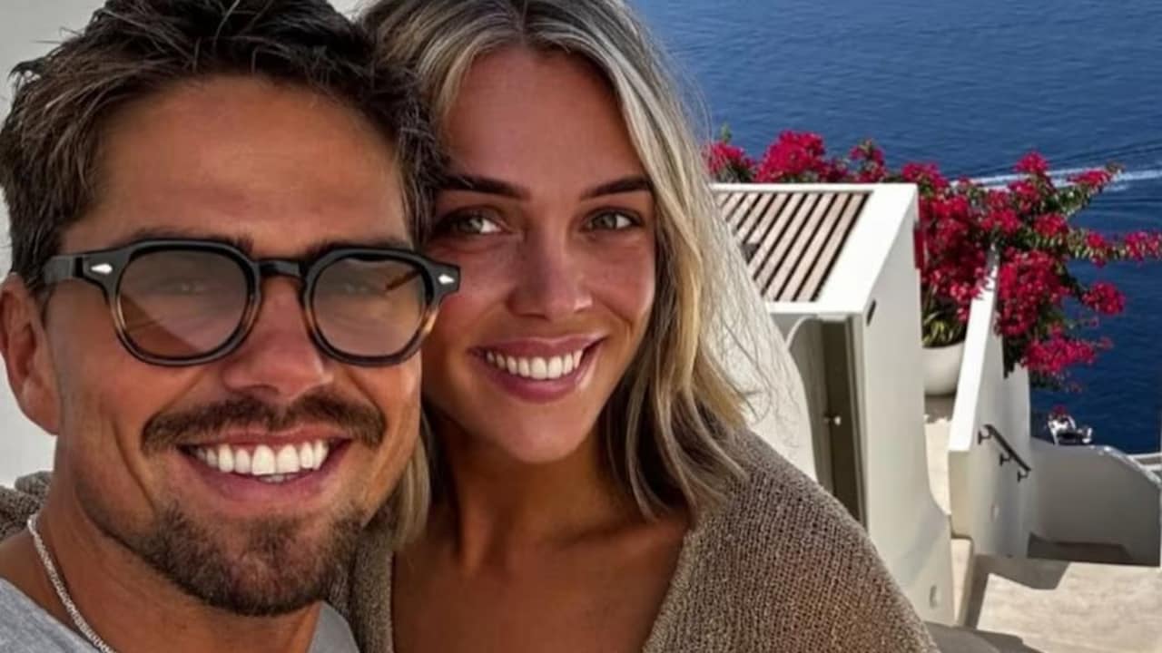 Droomreis André Hazes en Noa Braaf begint met klapband: 'Wat een begin'