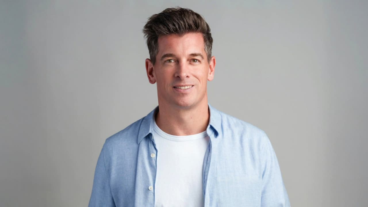 Publieke omroep doet onderzoek naar dickpic die NPO-manager en oud-dj Menno de Boer naar collega's stuurde