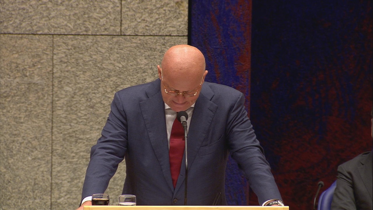 Het moment dat Grapperhaus breekt: 'Het is die dag niet goed gegaan'