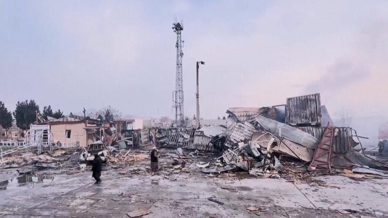 Honderden doden bij luchtaanval op ziekenhuis in Kabul