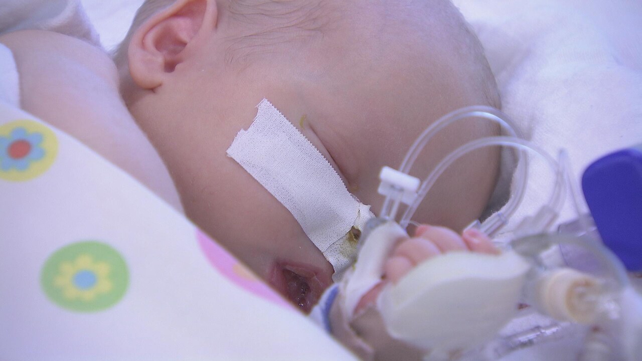 Simpele verkoudheid baby Daan bleek levensgevaarlijk virus