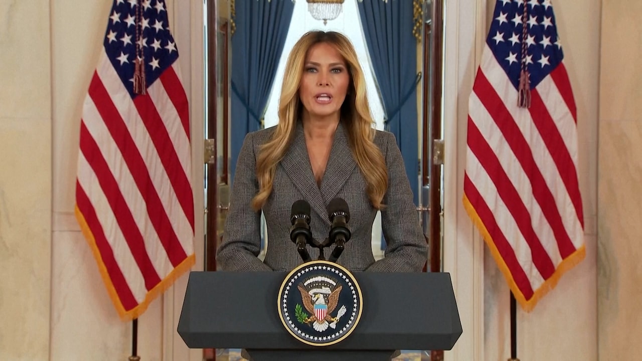 Melania Trump zegt geen relatie te hebben gehad met Epstein