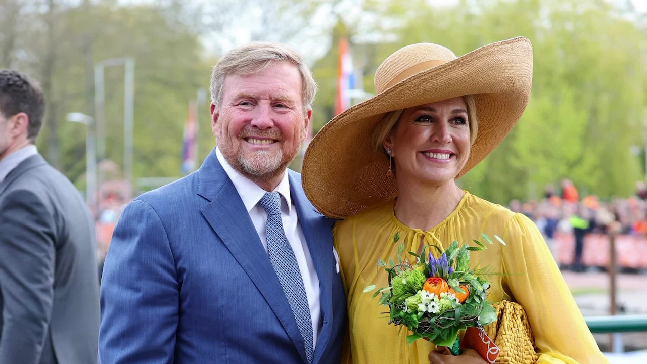Van koekjes versieren tot schaatsen: de hoogtepunten van de Oranjes tijdens Koningsdag in Dokkum