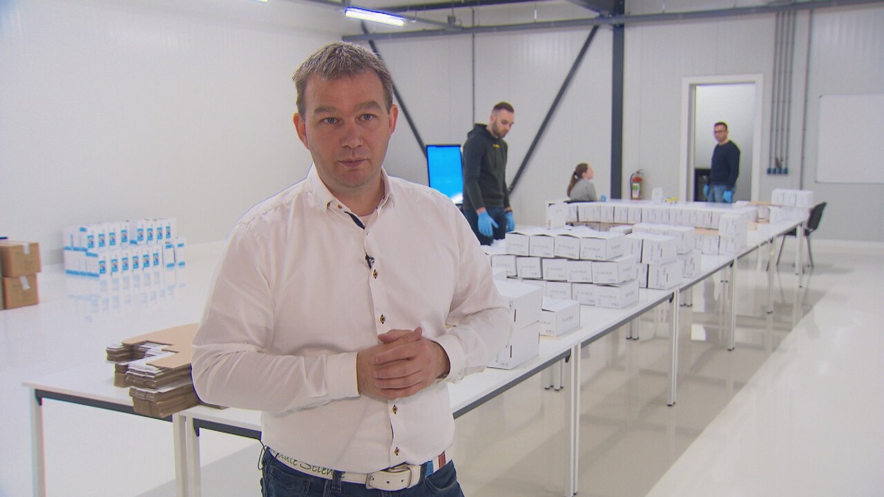 Overheid slaat aanbod miljoenen mondkapjes af