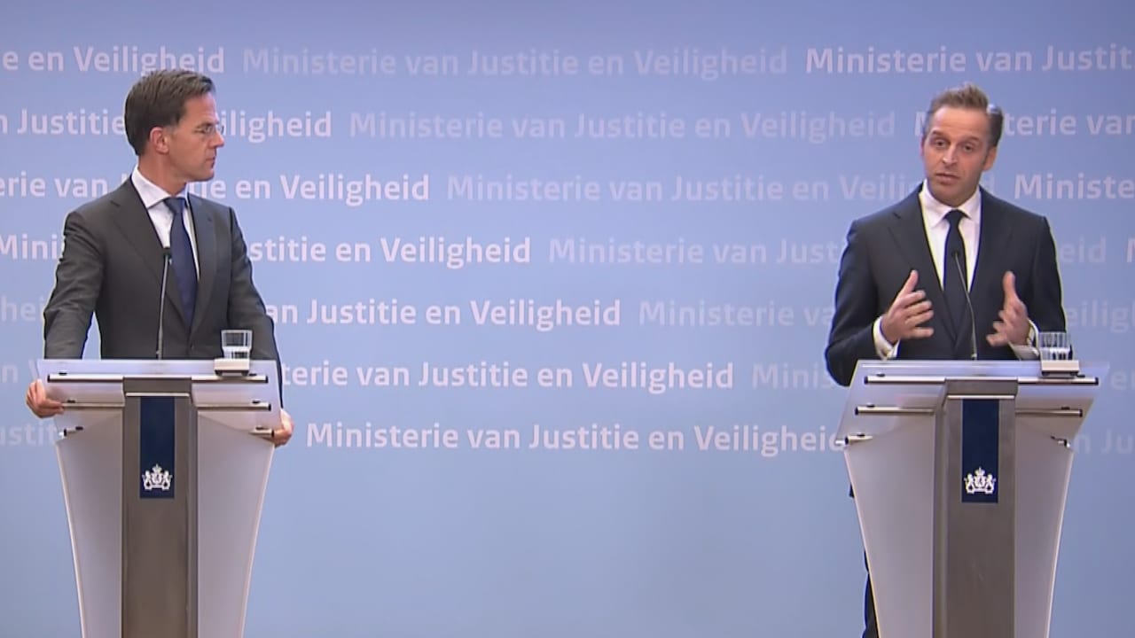 Sluiten verpleeghuizen voor bezoekers 'ingrijpend, maar het moet'