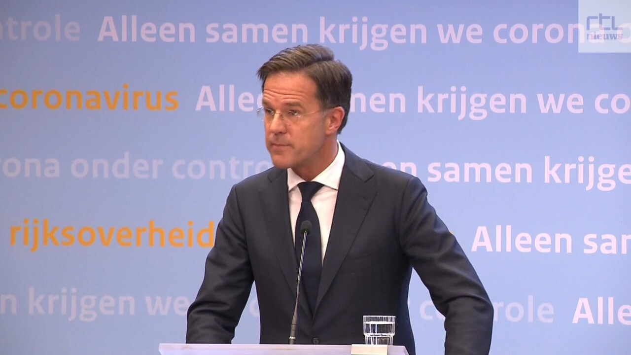 Rutte: 'Volg het voorbeeld van Sinterklaas'