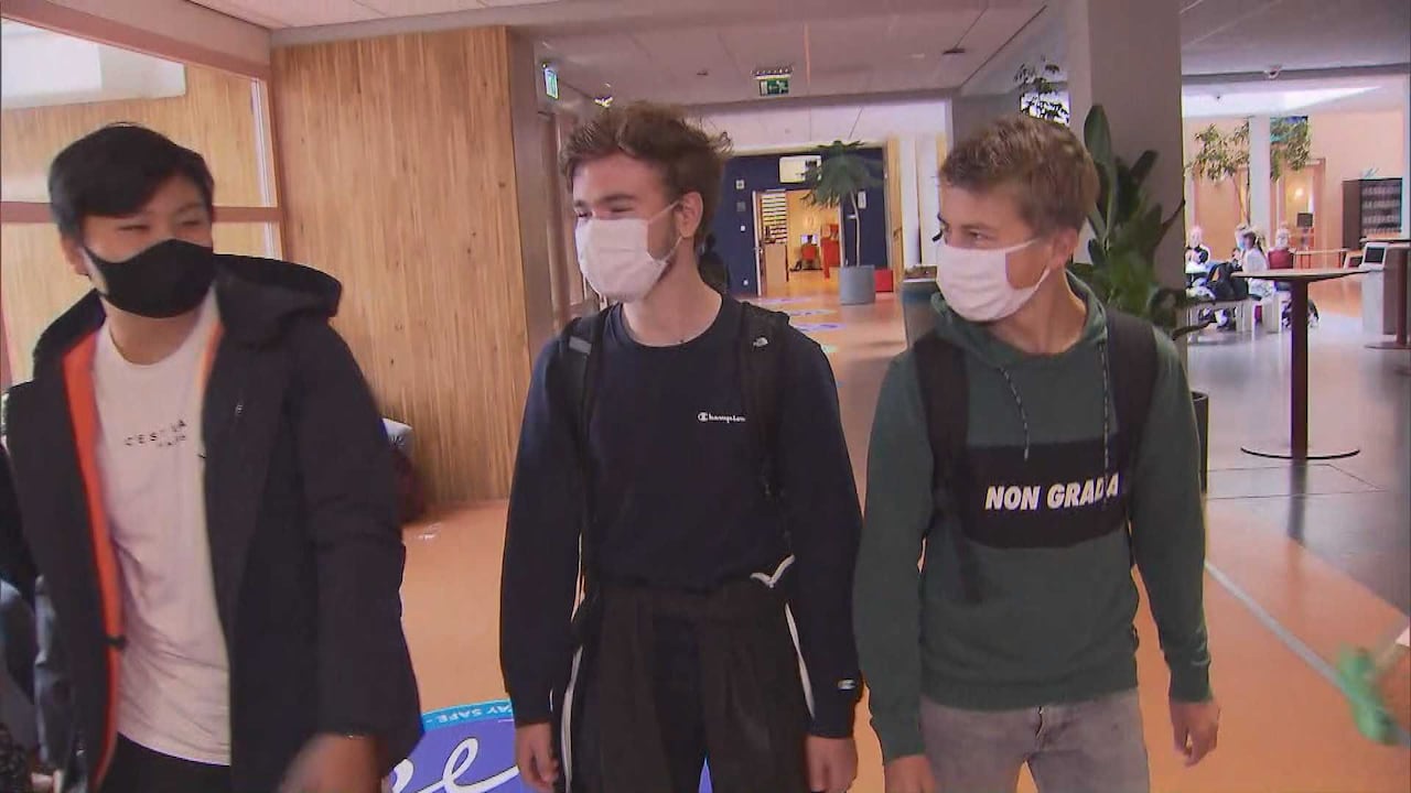 Mondkapjesplicht op school: 'Kleine moeite om hem op te doen'