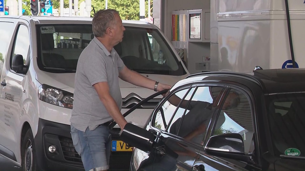 Drukte bij de pomp: benzine soms zelfs uitverkocht