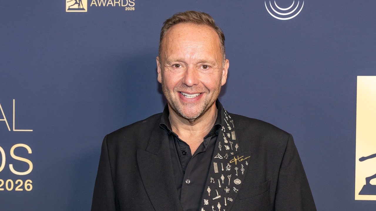 Richard Groenendijk presenteert avond over dementie op NPO 1: 'Elke keer weer confronterend'
