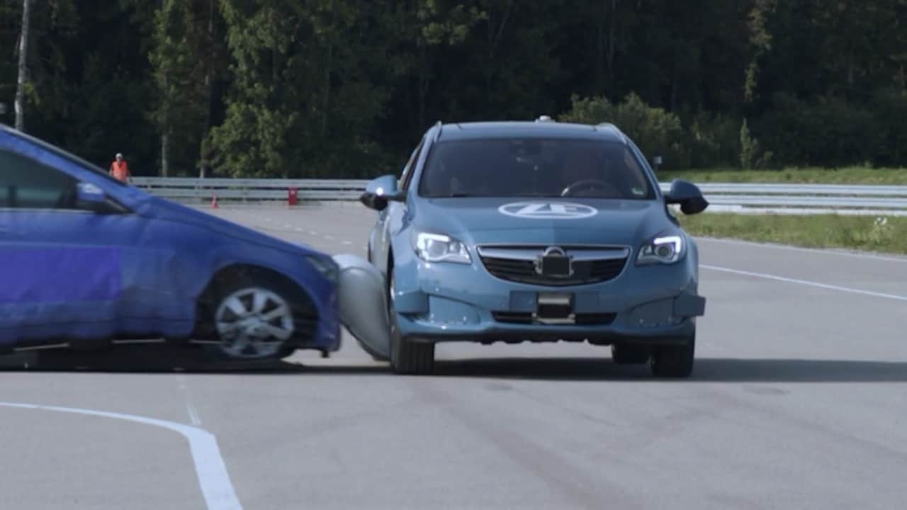 Externe airbag wordt getest