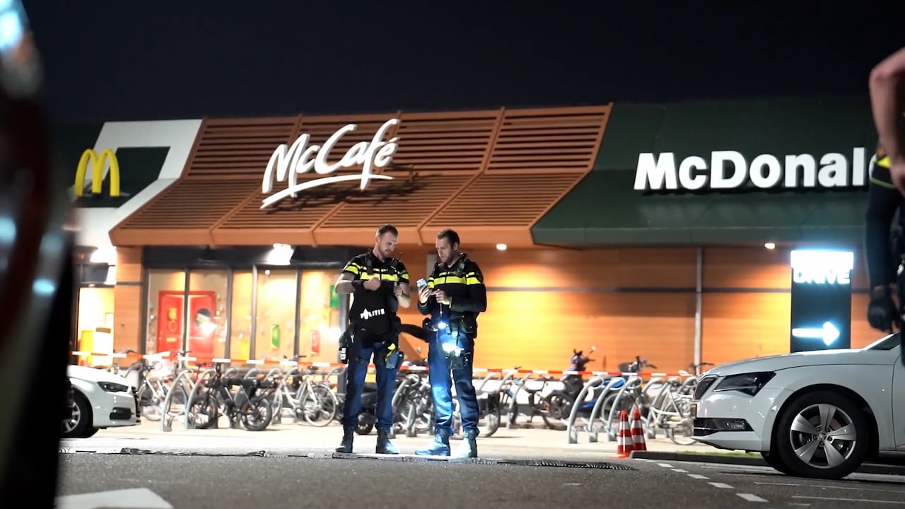 Schietpartij op parkeerplaats McDonald's Barendrecht, minstens één auto geraakt