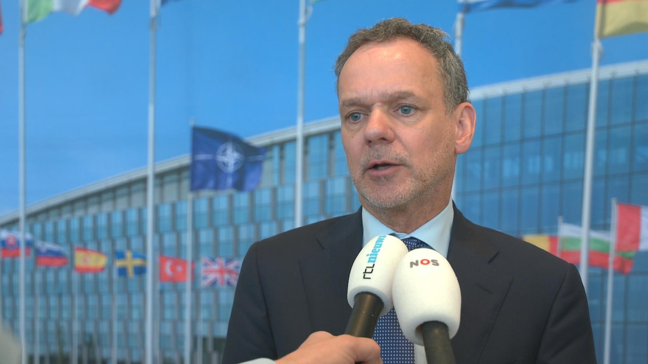 Buitenlandminister Veldkamp wil uitgaven Defensie ook omhoog: 'Moeten afschrikken'