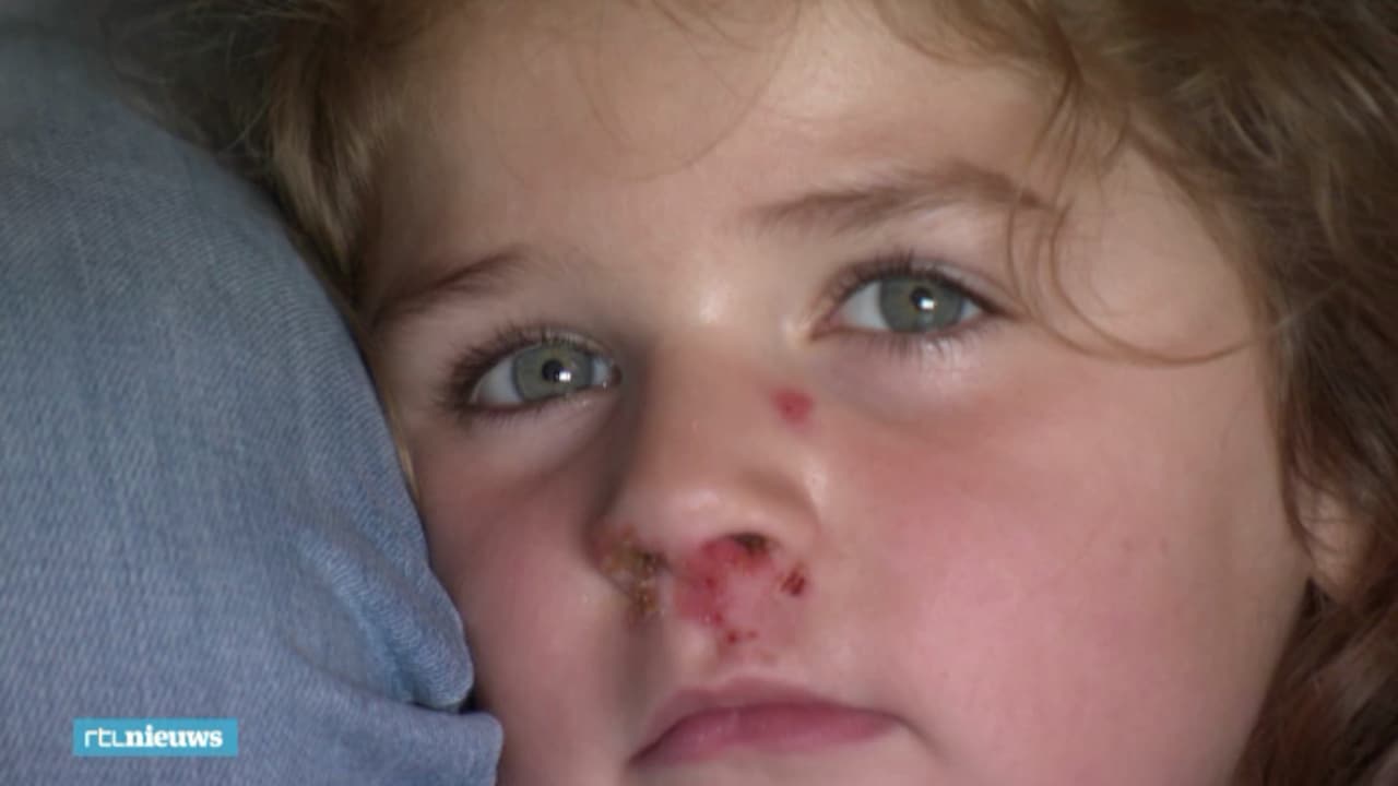 Jalyssa (4) werd ziek door een vies zwembad