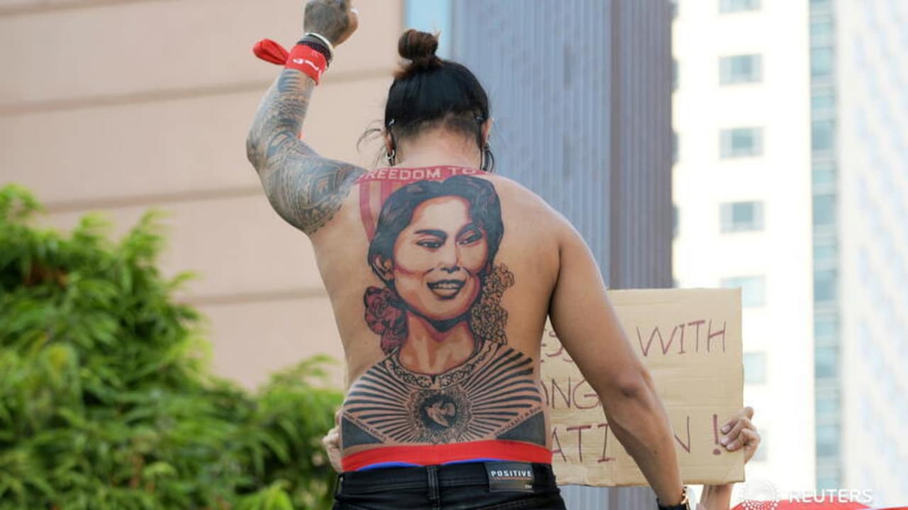 Bekijk ook: Tattoos als wapen tegen leger van Myanmar