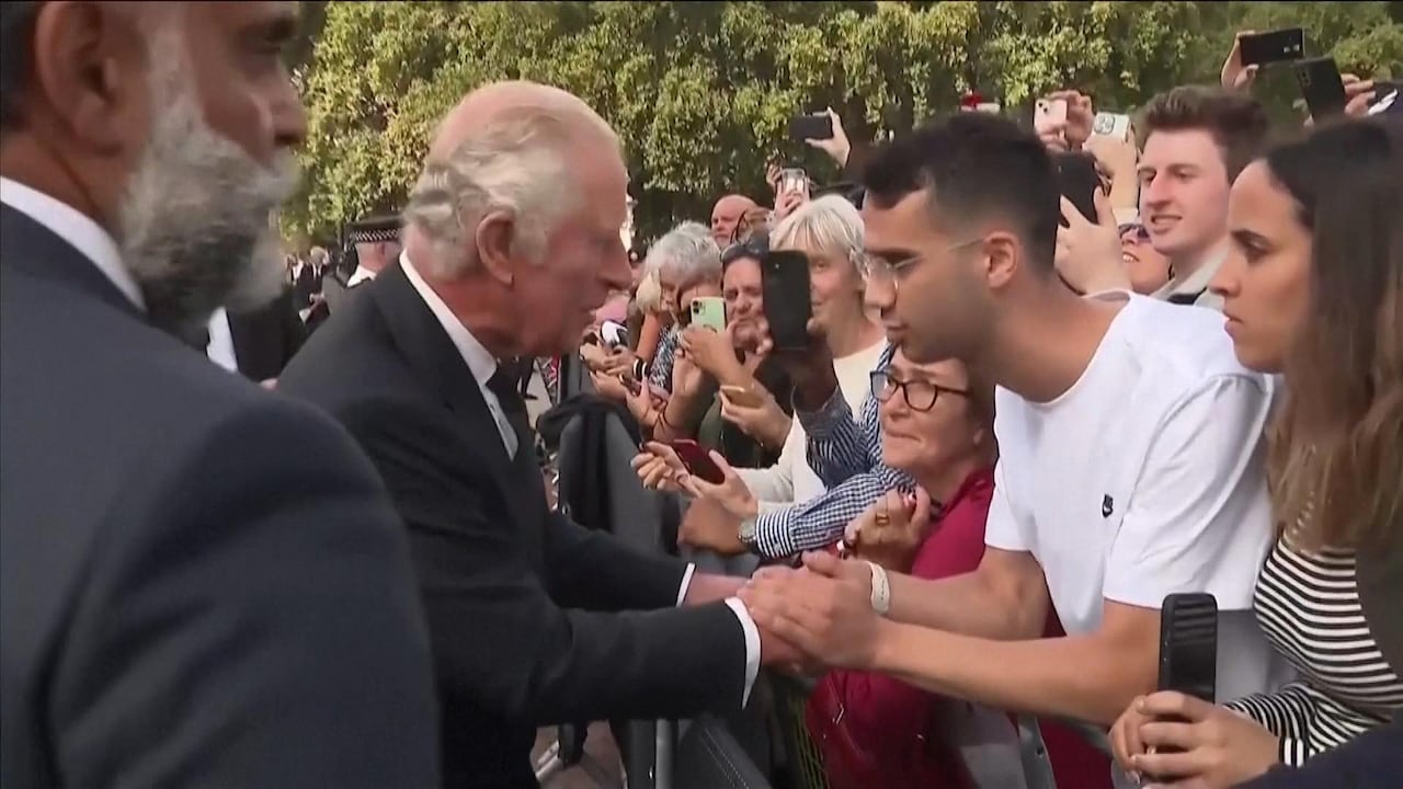 Bekijk ook: Charles was als prins niet populair en als koning? 'Eerste indruk is goed'