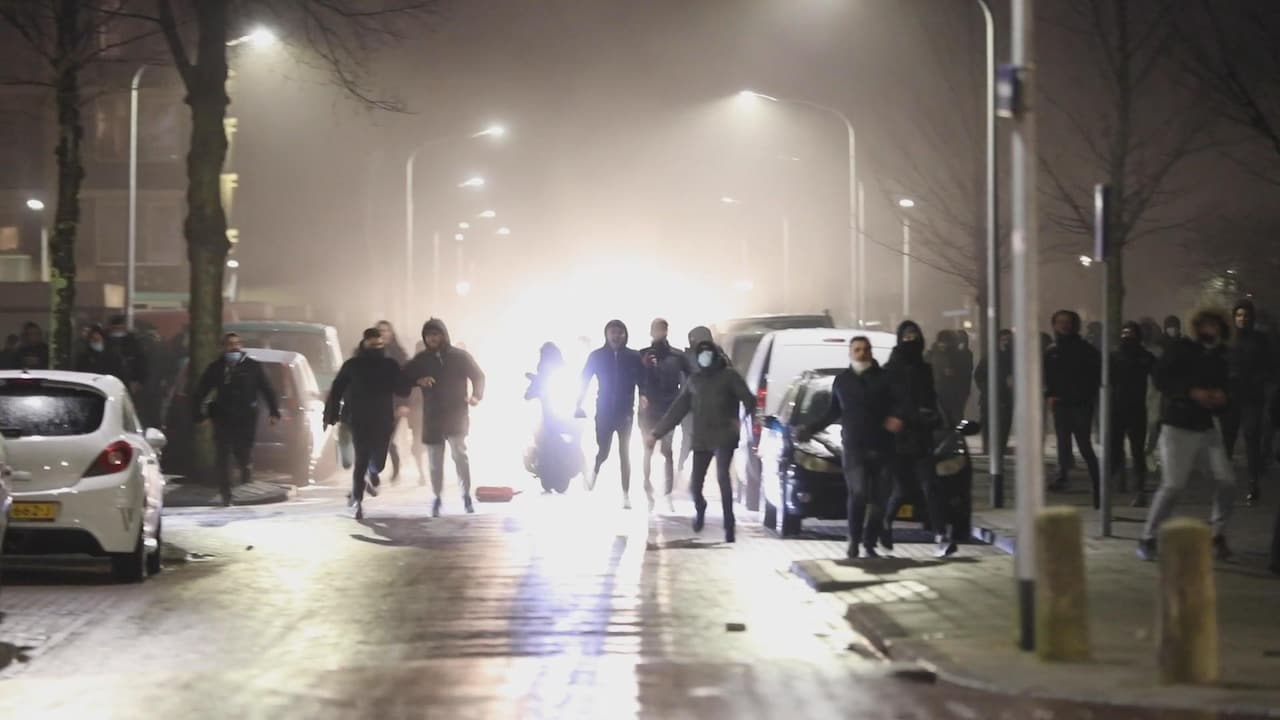 Bekijk ook: relschoppers in het hele land in confrontatie met politie