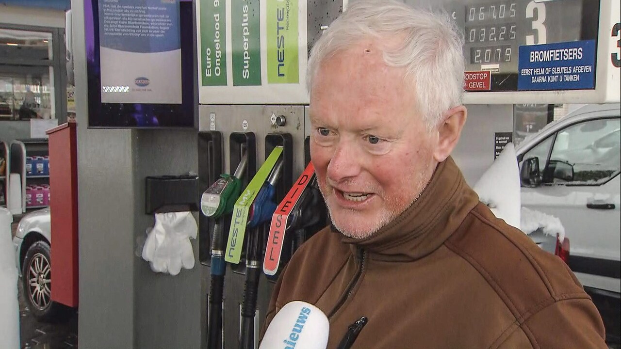 Drukte bij tankstations door accijnsverlaging: 'Speciaal gewacht tot vandaag'