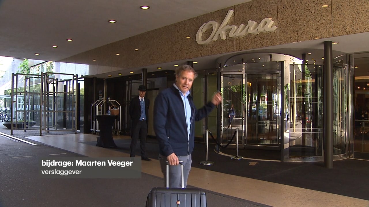 In hotel Okura barst het van de coronamaatregelen