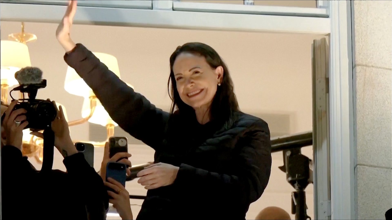 Ondergedoken Venezolaanse Nobelprijswinnaar Machado toch in Oslo, 'gevlucht via Curaçao'