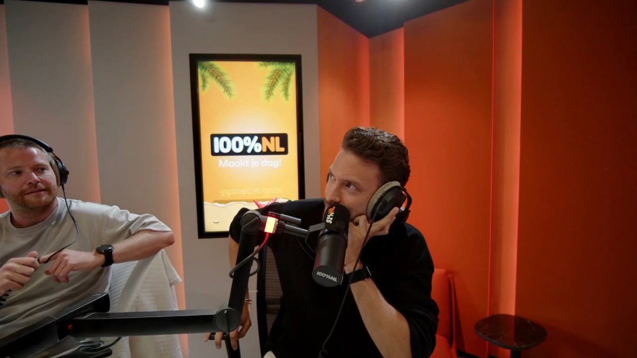 Rolf Sanchez maakt relatie met nieuwe vriendin bekend: 'Ze heet Lorena'
