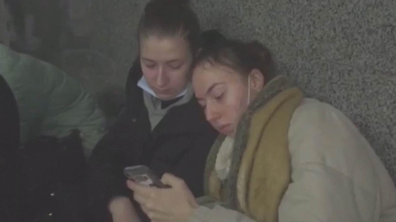 Bekijk ook: CNN-verslaggever ziet hoe Russische troepen vliegveld bij Kiev innemen